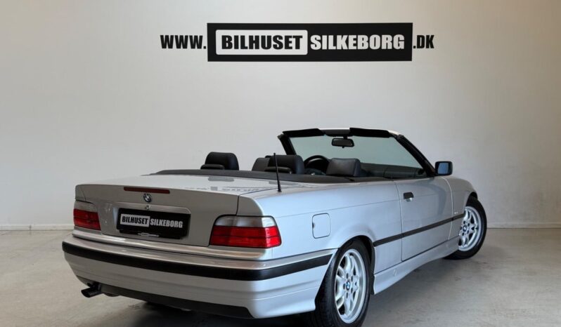 BMW 3-serie E36 320i 2,0 Cabriolet 2d full