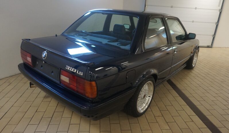 BMW 3-serie E30 318 IS full