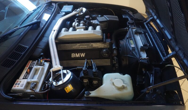 BMW 3-serie E30 318 IS full