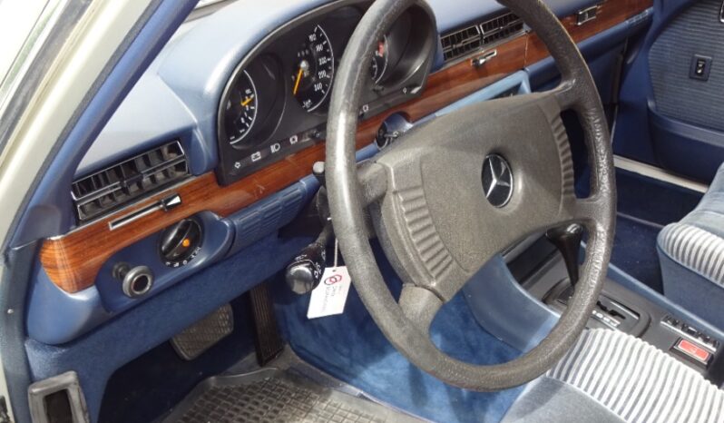 Mercedes-Benz 280-450 (W116) 280 SE AUT. full