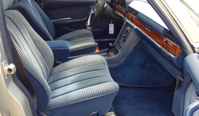 Mercedes-Benz 280-450 (W116) 280 SE AUT. full