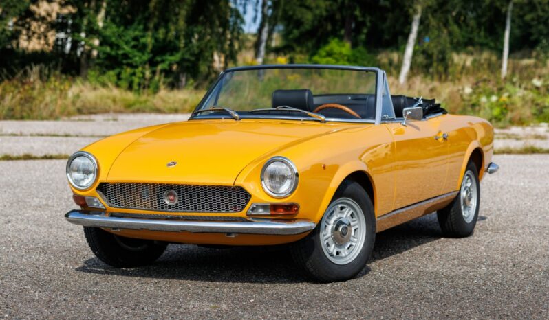 Fiat 124 Spider AS full