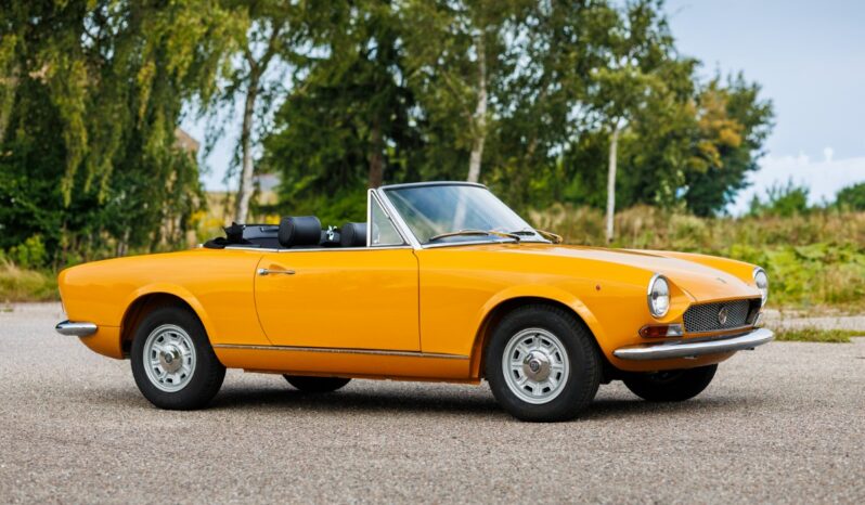 Fiat 124 Spider AS full