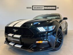 Ford Mustang 3,7 GT Fastback aut full