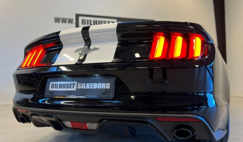 Ford Mustang 3,7 GT Fastback aut full