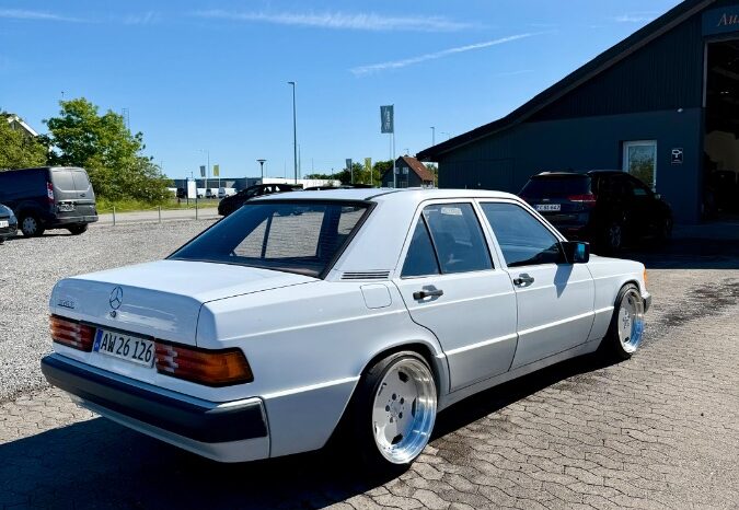 Mercedes-Benz 190 (W201) W201 full
