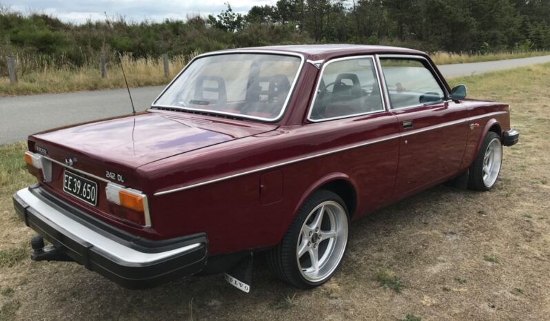 Volvo 200-Serie 242 DL full