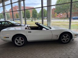Chevrolet Corvette C4 Cabriolet full