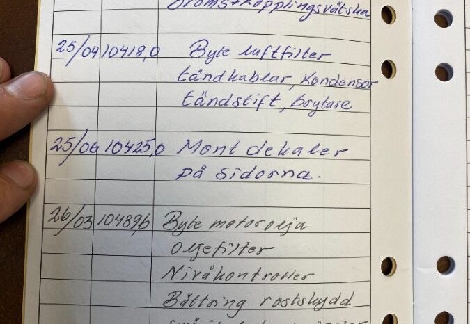 Mazda 323 1300 full