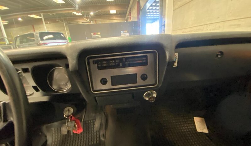 Mazda 323 1300 full