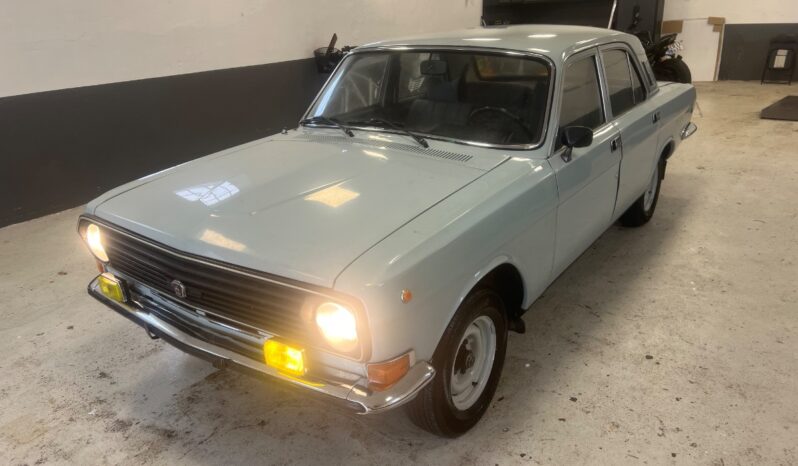BMW 3-serie E36 Volga Gaz-24-10 full