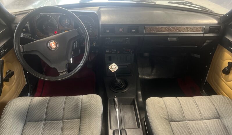BMW 3-serie E36 Volga Gaz-24-10 full