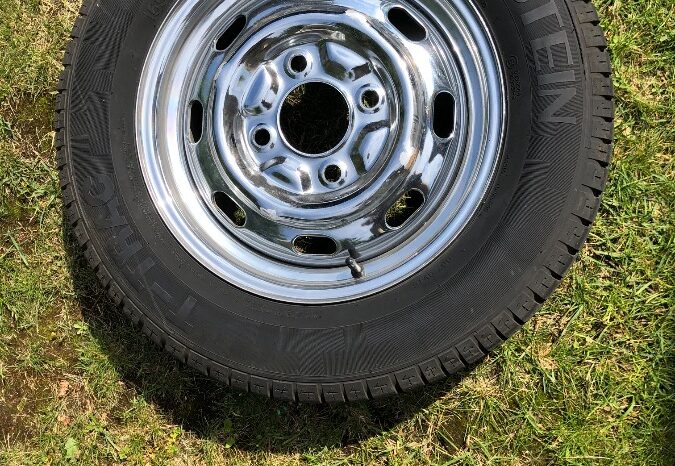VW Dæk/fælge 15″ Kromfælge m. Vredestein dæk (4×130) full