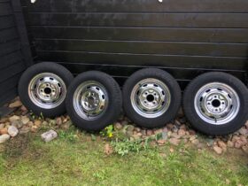 VW Dæk/fælge 15″ Kromfælge m. Vredestein dæk (4×130)