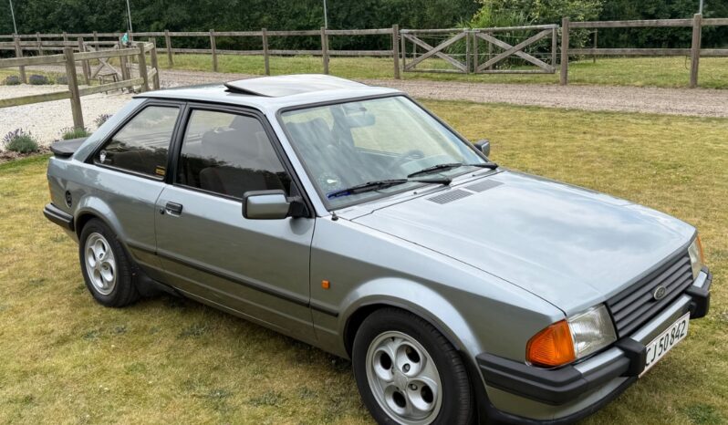 Ford Escort xr3i full