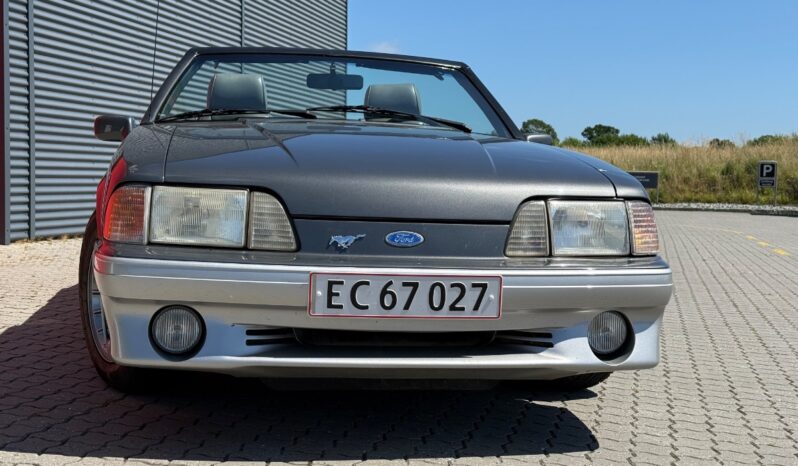 Ford Mustang GT full
