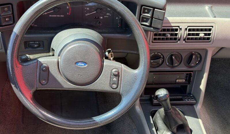 Ford Mustang GT full