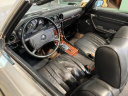 Mercedes-Benz SL-Klasse (R107) 350 SL V8 Aut EU model full