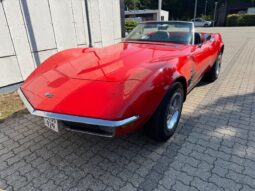 Chevrolet Corvette Convertible full
