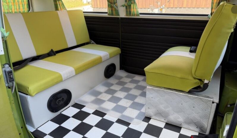 VW T2 Bay Windue full