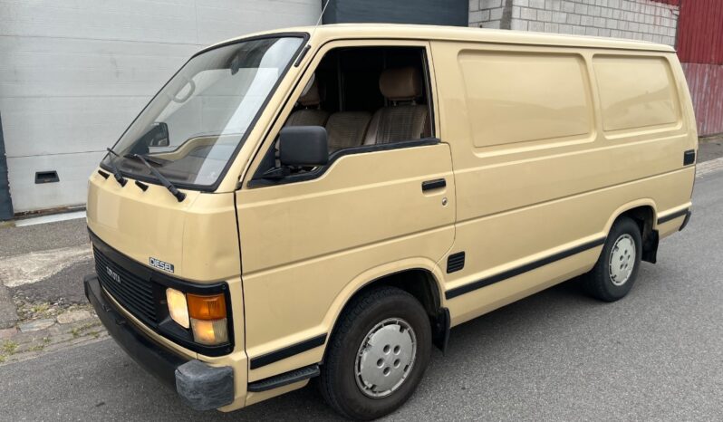 Toyota HiAce Hiace full