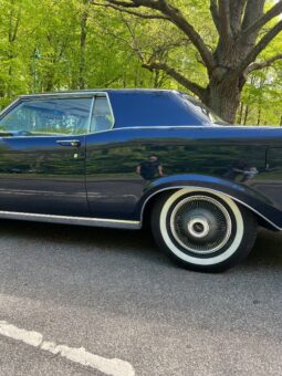 Lincoln Continental Mark 3 full