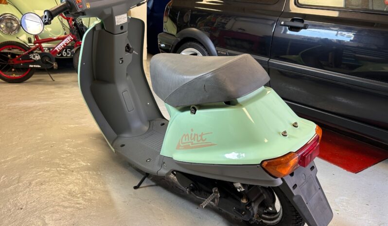 Yamaha Mint full