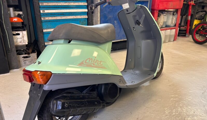 Yamaha Mint full