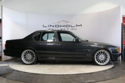 BMW 7-serie E32 750i V12 full