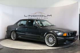 BMW 7-serie E32 750i V12