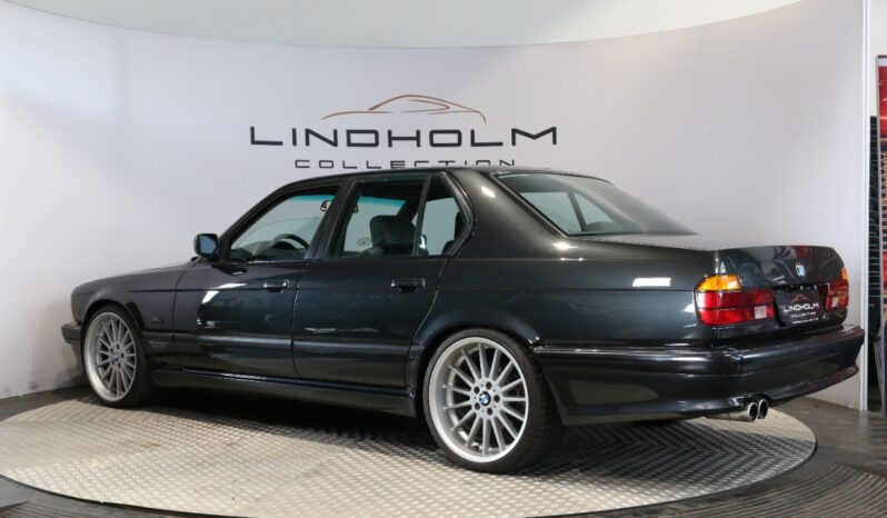 BMW 7-serie E32 750i V12 full
