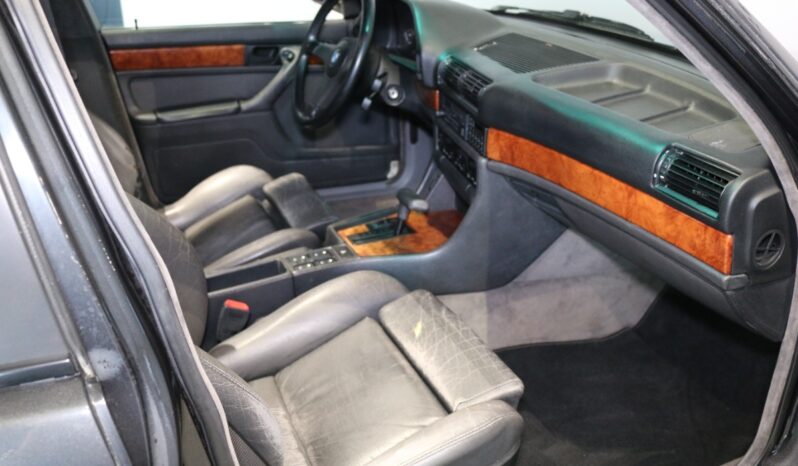 BMW 7-serie E32 750i V12 full
