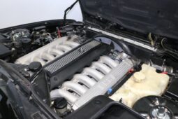 BMW 7-serie E32 750i V12 full