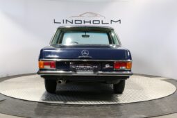 Mercedes-Benz 200-230 (W115) 200 Sedan full