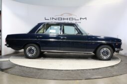 Mercedes-Benz 200-230 (W115) 200 Sedan full