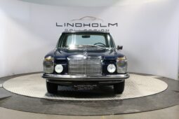 Mercedes-Benz 200-230 (W115) 200 Sedan full