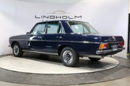 Mercedes-Benz 200-230 (W115) 200 Sedan full