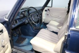 Mercedes-Benz 200-230 (W115) 200 Sedan full