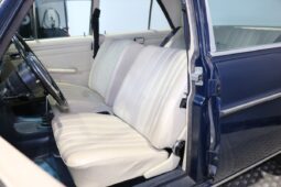 Mercedes-Benz 200-230 (W115) 200 Sedan full