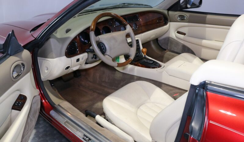 Jaguar XK8 4.0 Convertible full