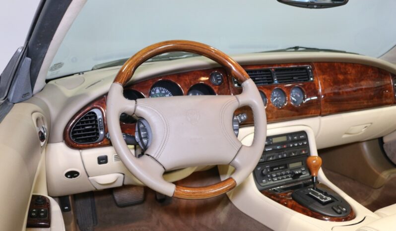 Jaguar XK8 4.0 Convertible full