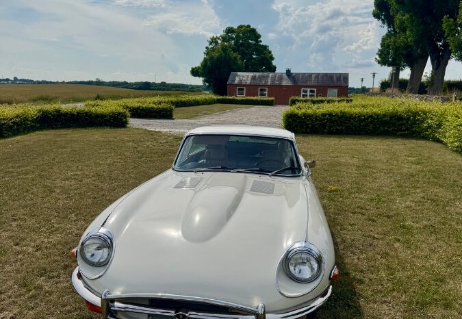 Jaguar E-Type Serie 2 Flat Head Coupé 4,2 full