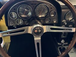 Chevrolet Corvette Sting Ray full