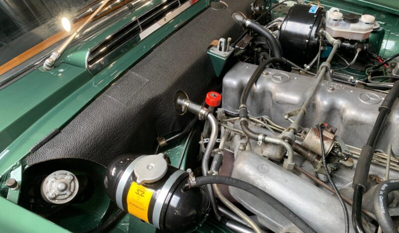 Mercedes-Benz SL (W113) Pagode 250 SL Aut full