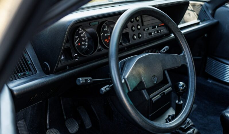 Lancia Gamma Coupe 2000 full