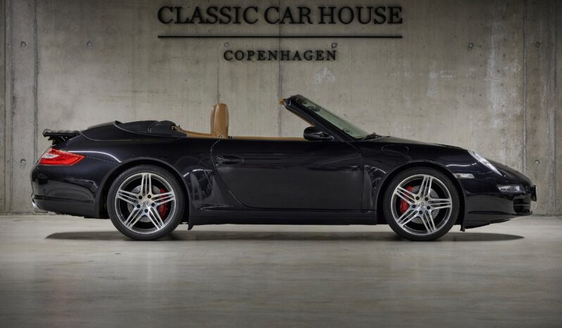 Porsche 911 997 Carrera 4s Coupe full