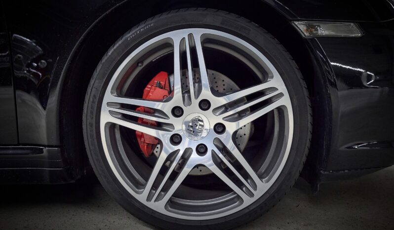 Porsche 911 997 Carrera 4s Coupe full