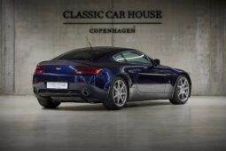Aston Martin V8 Vantage full