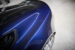 Aston Martin V8 Vantage full