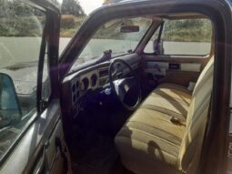 Chevrolet C30 Silverado Camper Special full